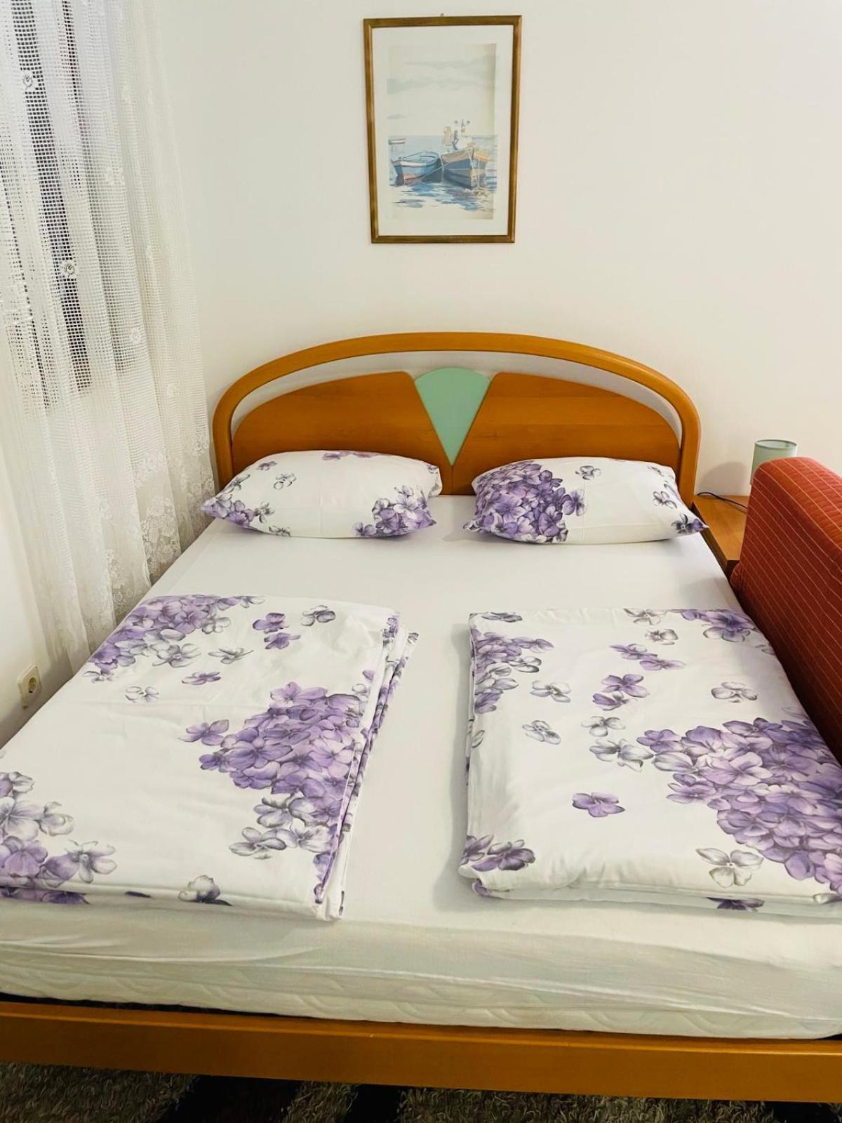 Lavanda 1 * Njivice