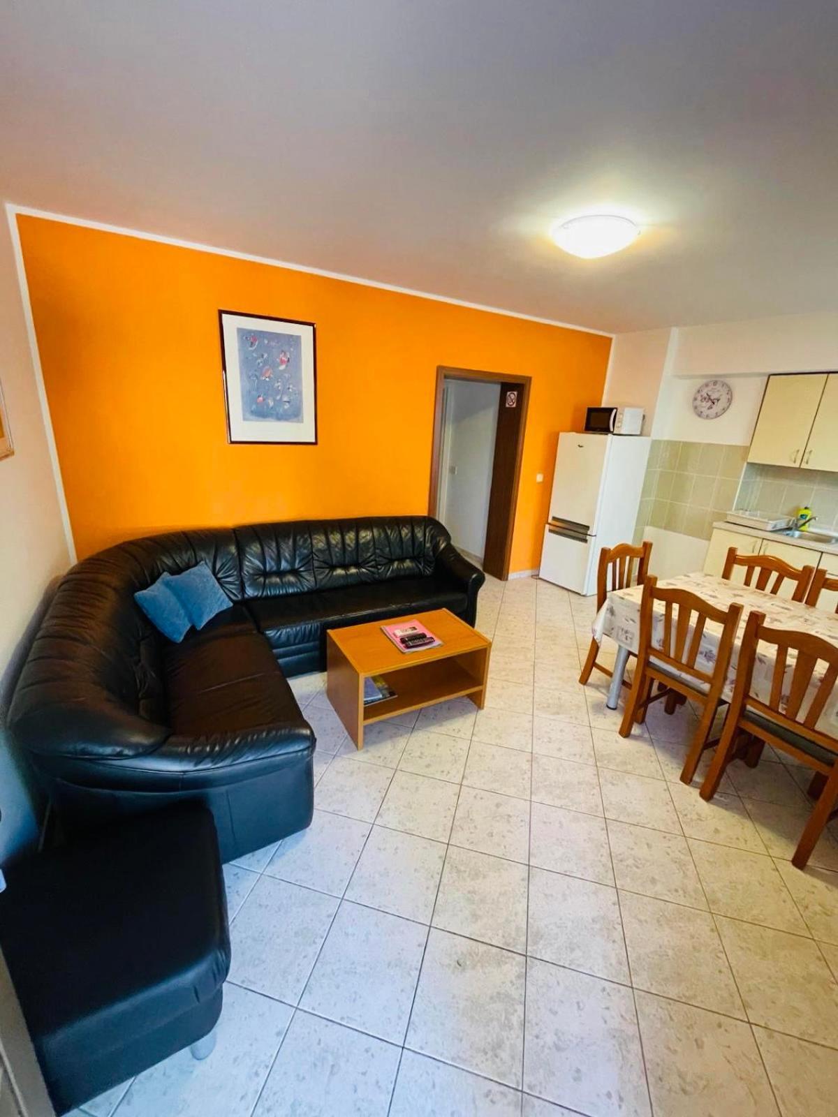 Lavanda 1 Apartment