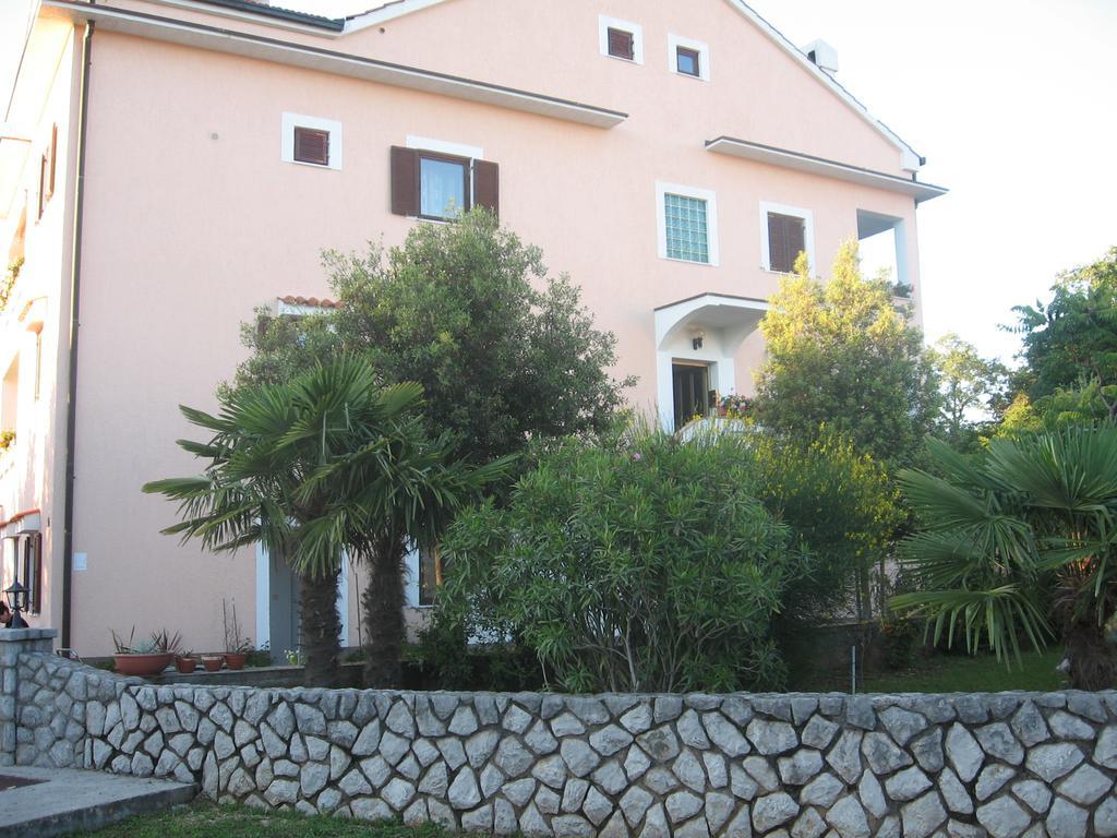 Lavanda 1 Apartment *